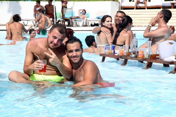 Riviera on Sunday 
